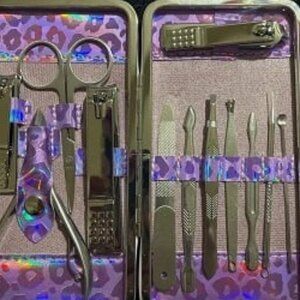 New Nail Clippers Kit Manicure Pedicure Set with Holographic Case(Purple)